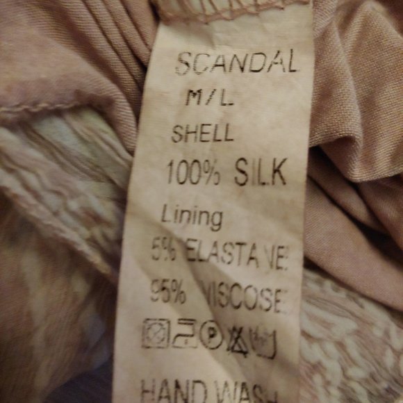 Scandal by Italy 100% silk blush colored tunic Size M/L L-Sleeve or roll tab - Picture 11 of 15